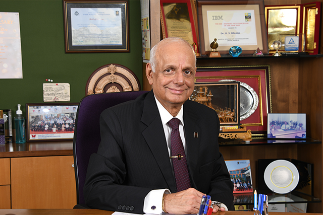 Dr HS Ballal,